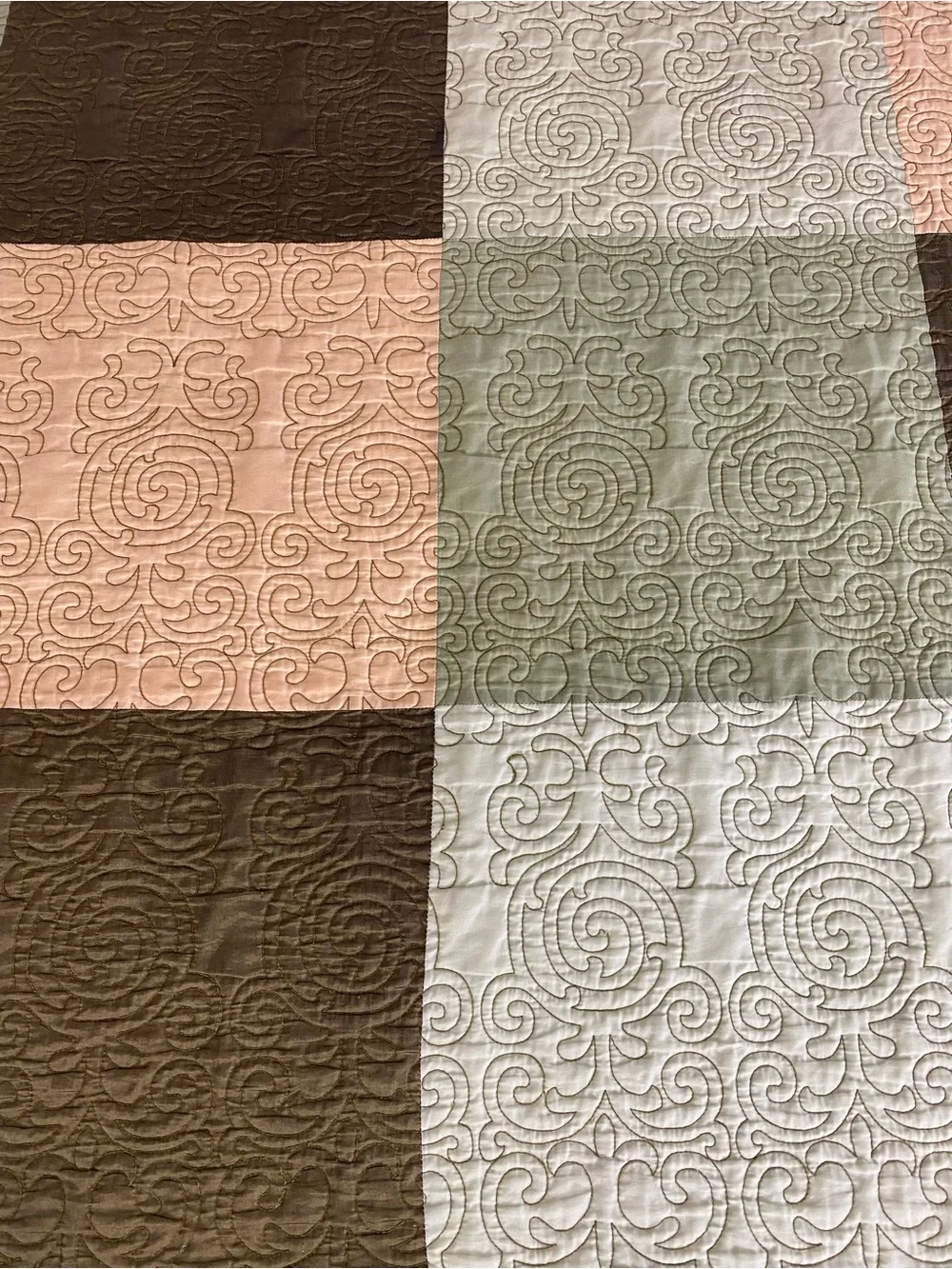 Rare 70s Springmaid patchwork Lightweight bedspread/ Quilt green brown gold